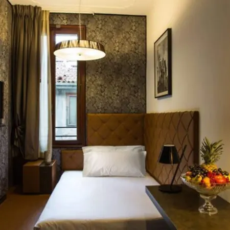Riva Del Vin Boutique Venedig