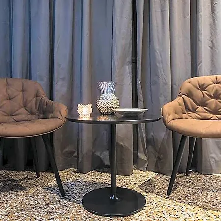 Riva Del Vin Boutique Venedig
