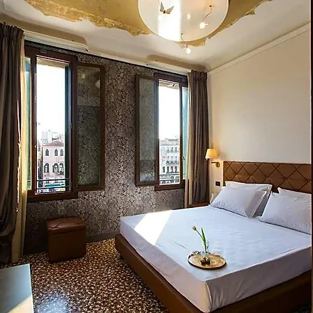 ホテル Riva Del Vin Boutique 3*