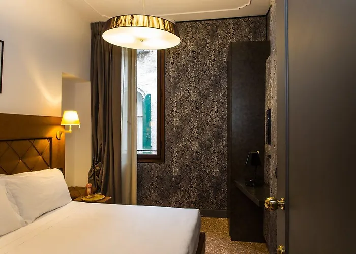Hotel Riva Del Vin Boutique 3*