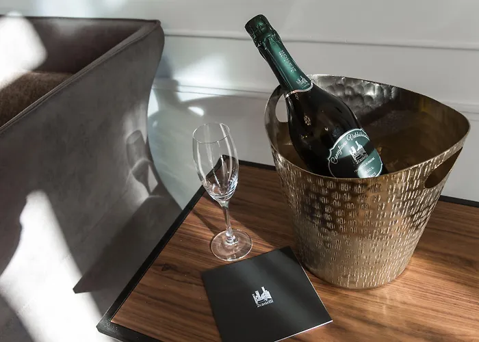 Hotel Riva Del Vin Boutique 3*