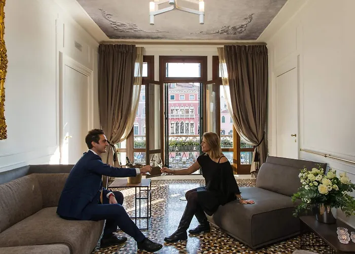 Riva Del Vin Boutique Hotel 3*