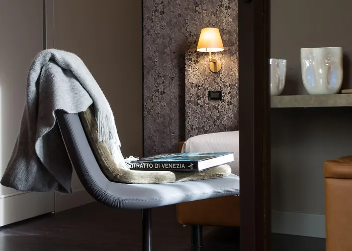 Riva Del Vin Boutique